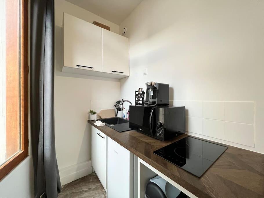 Le Petit Nid A 2 Min Gare / Centre Meulan Apartment Екстериор снимка